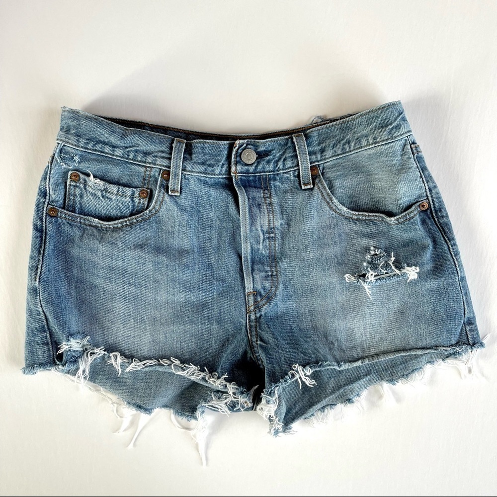 Levi’s 501 Jean Shorts Cut Off’s